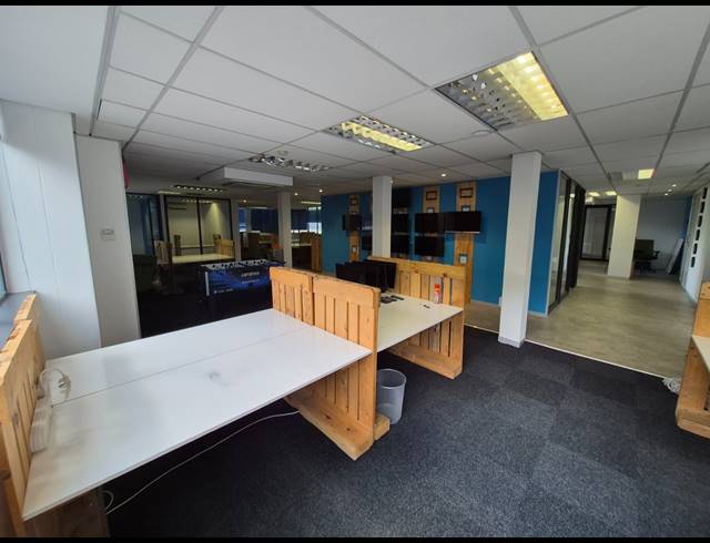 281M² OFFICE TO LET IN RIVONIA